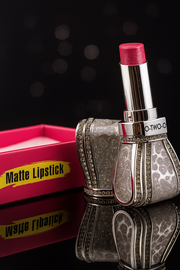 Glam Diamond Matte Lipstick – Luxury Sparkle Case